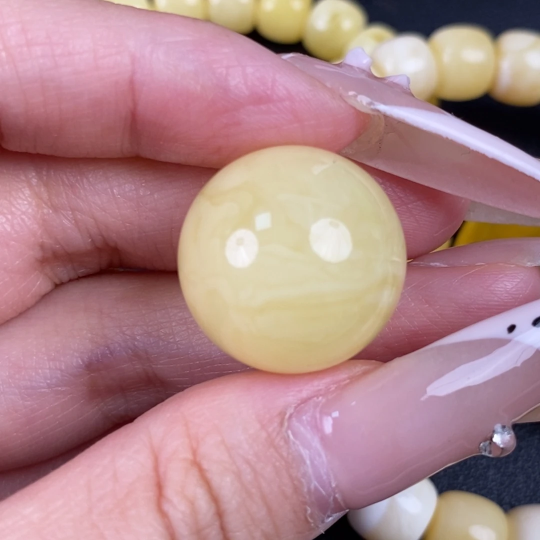 琥珀未镶嵌珠宝奇石251