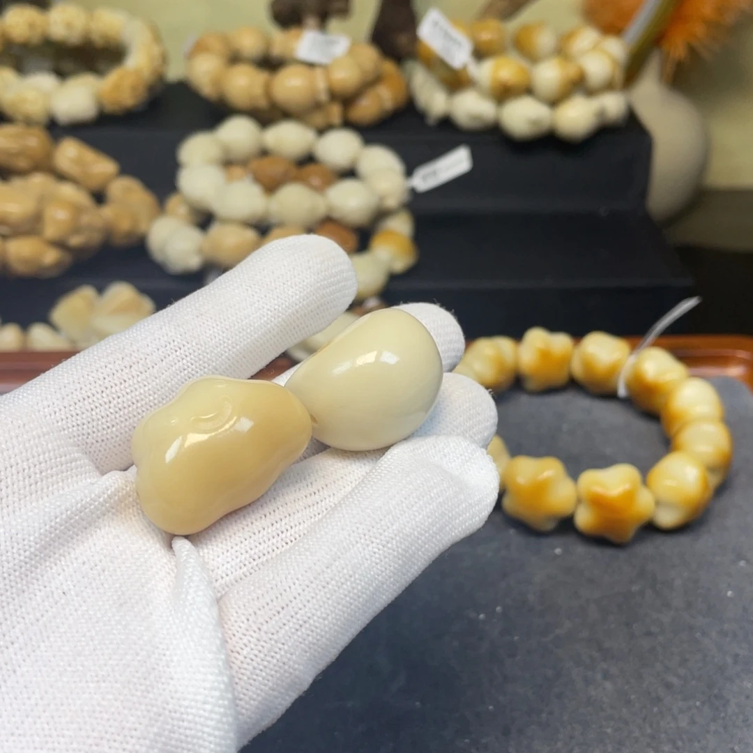 ঞ***࿐菩提根/象牙果吊坠115单颗微瑕