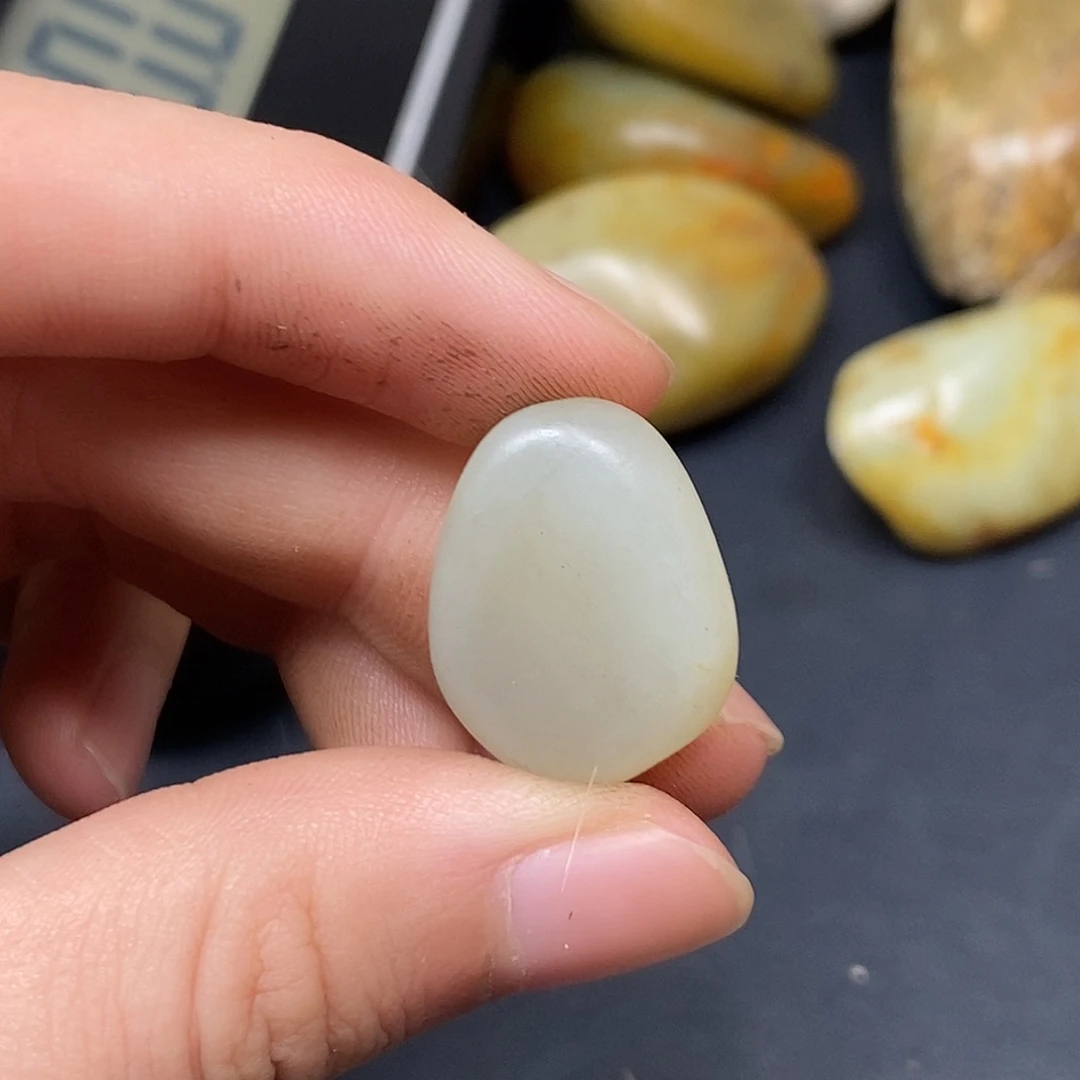 和田玉（糖玉）未镶嵌挂件