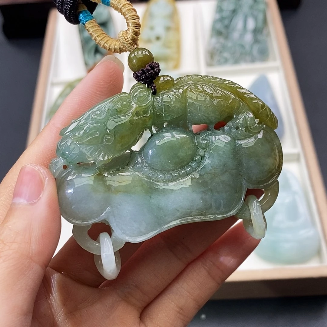 翡翠未镶嵌颈饰缅甸翡翠a货
