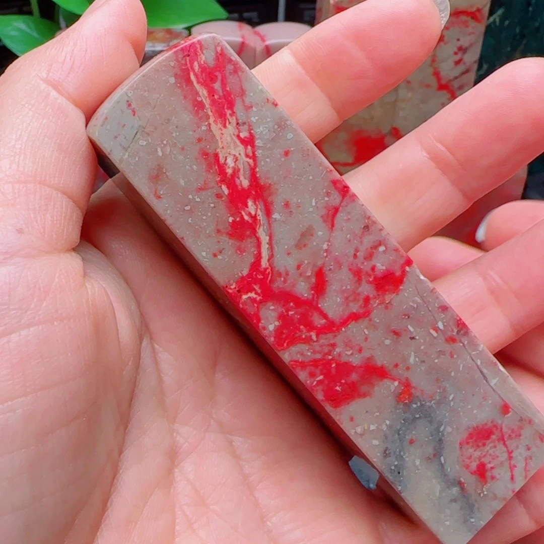 樱***木昌化鸡血石昌化鸡血石