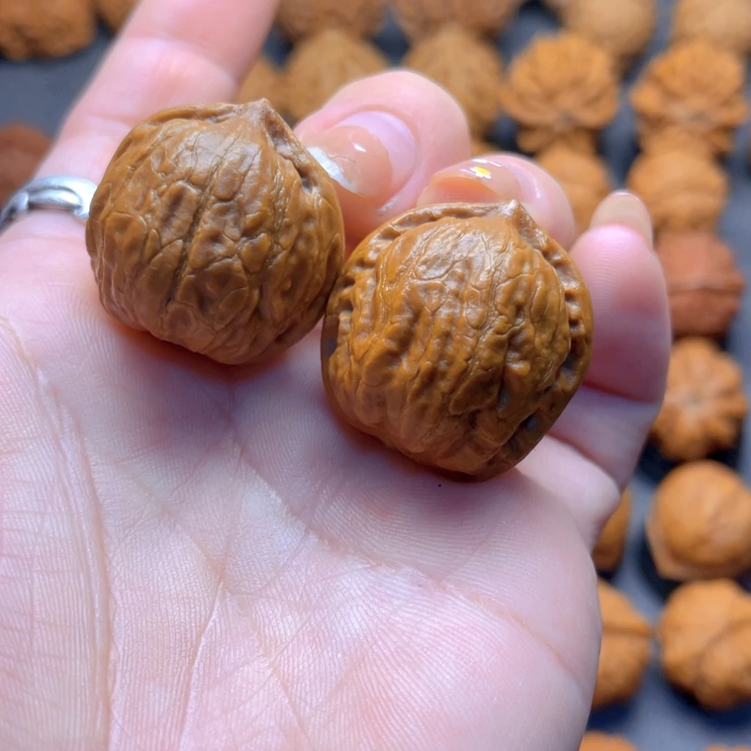 核桃文玩把件小官帽