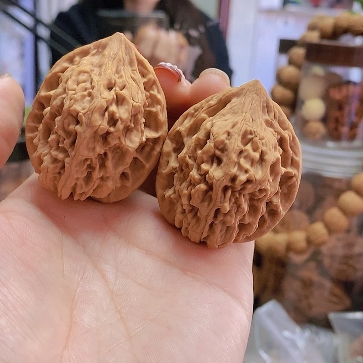 【闪购商品】文玩核桃把件40.5鸡心