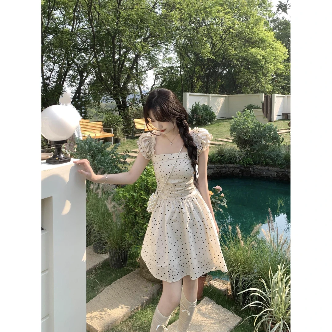 2025年新款大码法式小众设计感小飞袖波点连衣裙夏女高腰显瘦长裙