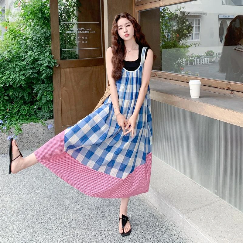 森系甜美撞色格纹背心连衣裙套装女夏2025新款宽松设计感系带长裙