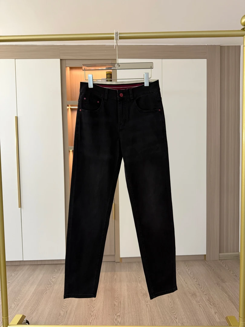 2525-薄款夏季黑武士男士轻薄牛仔面料透气舒适显瘦有型中腰裤