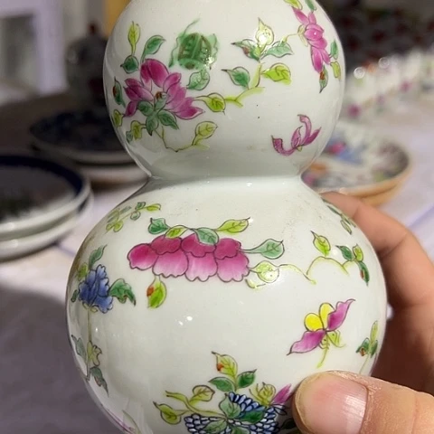 你就在家里吃东西吃哈哈哈你说吧