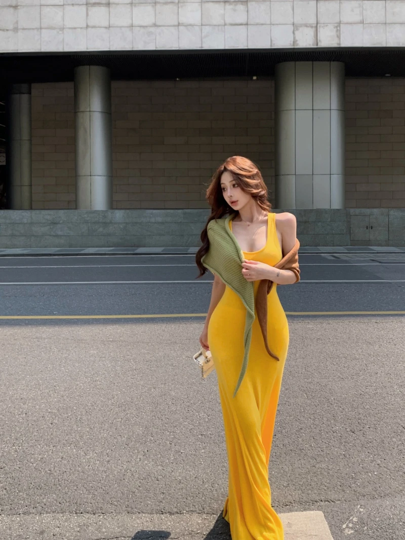 新款法式休闲套装方领修身连衣长裙女装夏季撞色针织披肩两件套