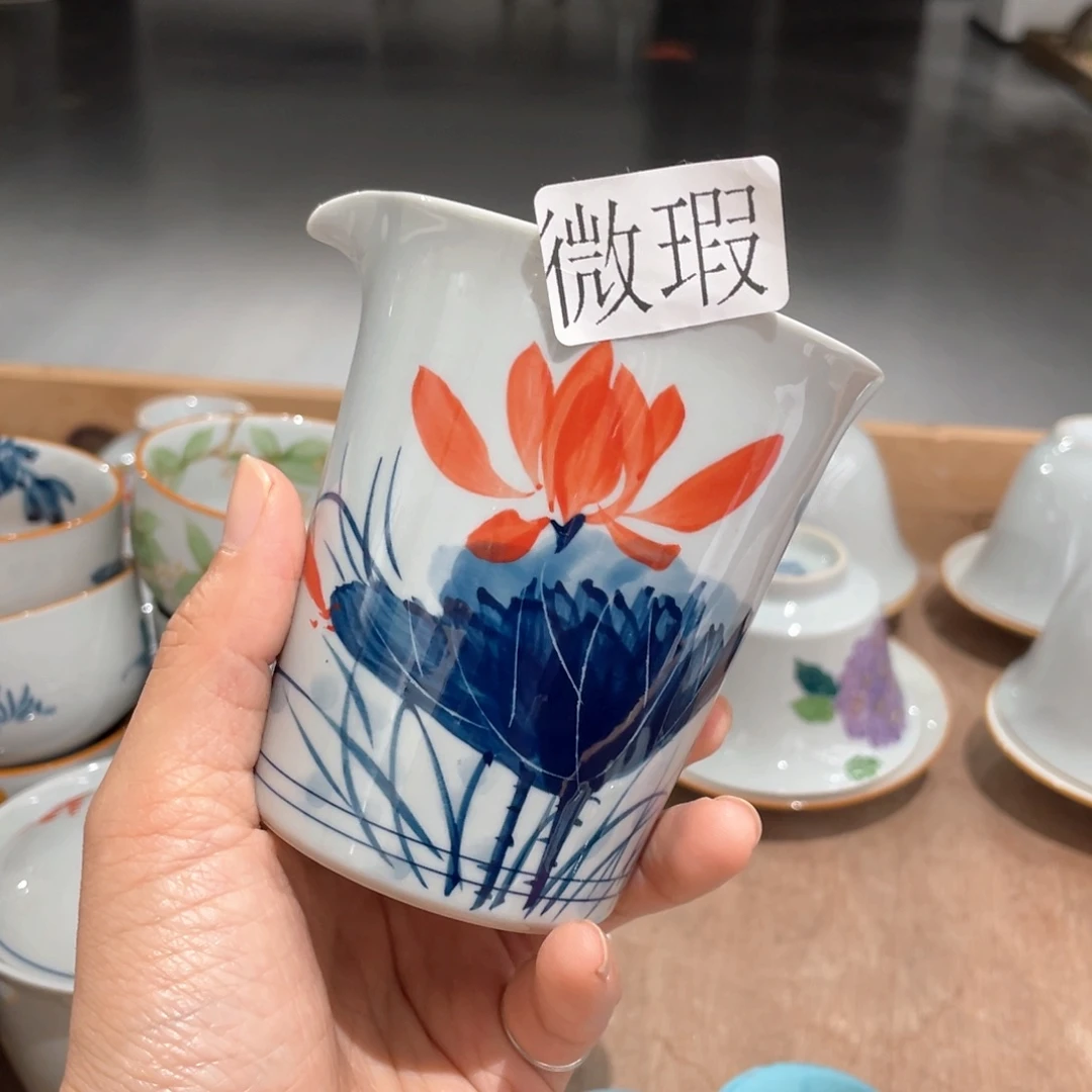 釉下手绘茶具微瑕