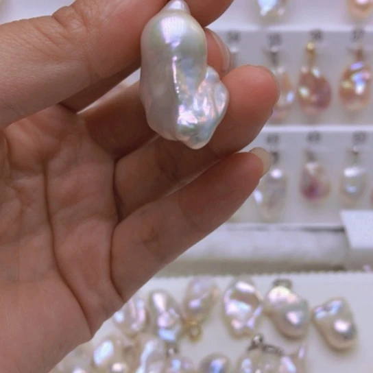 颈饰未镶嵌淡水珍珠