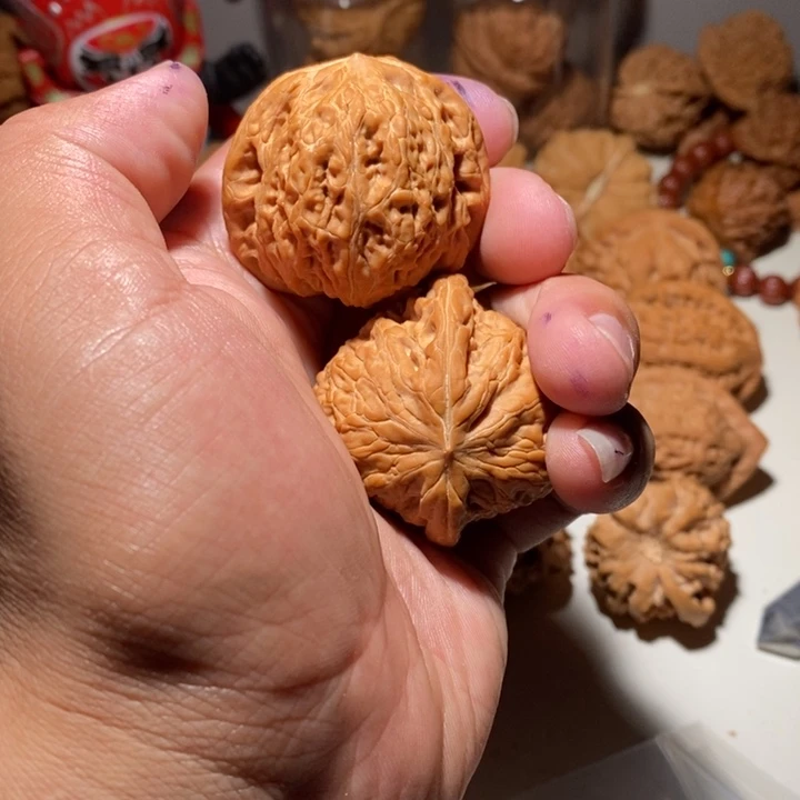 阿**1文玩核桃铁锤核桃