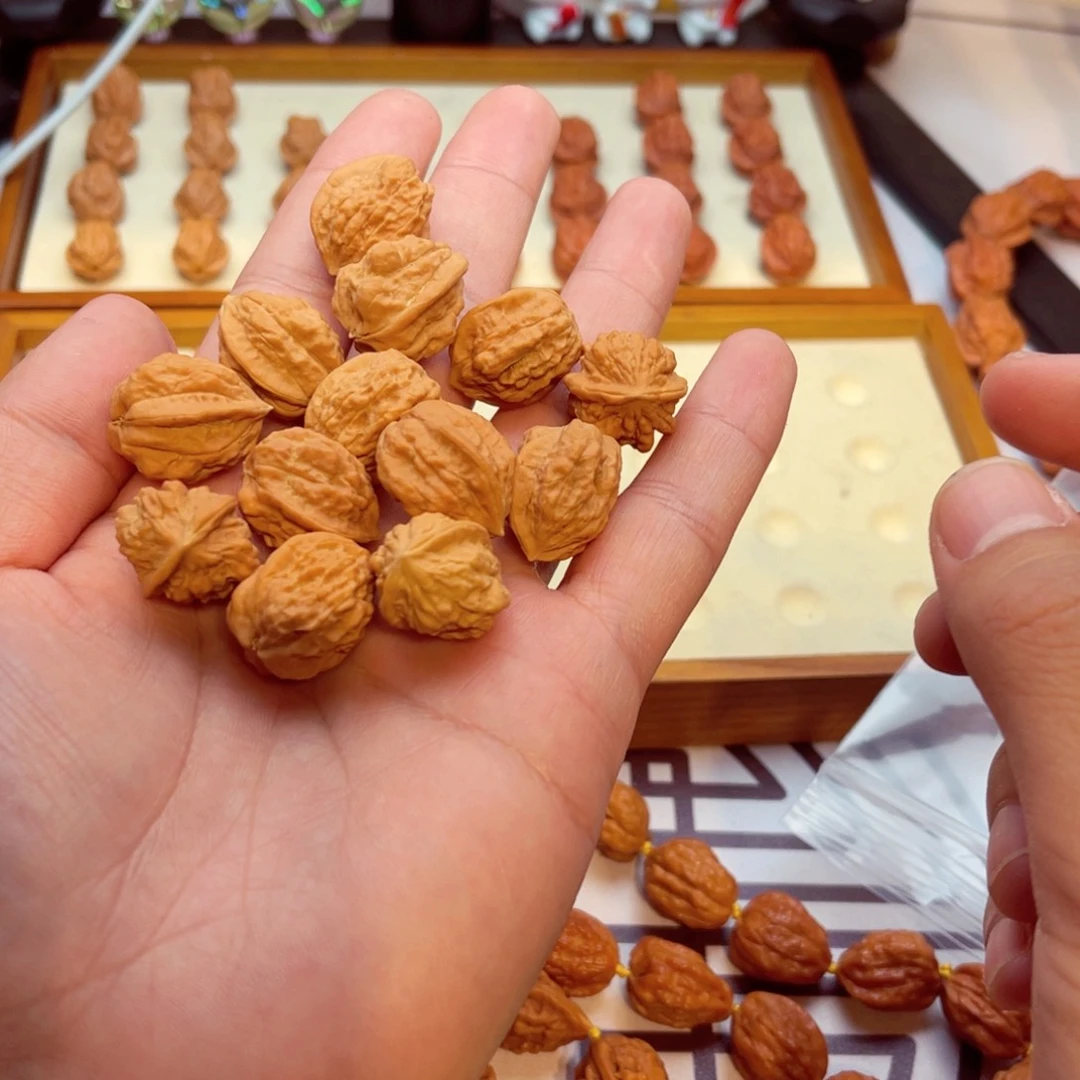 文玩核桃手串蛤蟆头