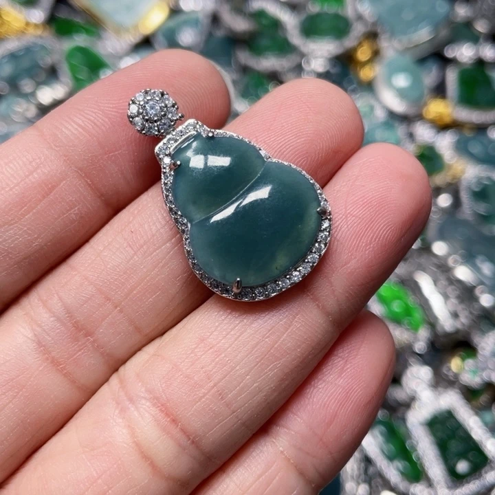 翡翠未镶嵌戒指天然A货翡翠镶嵌