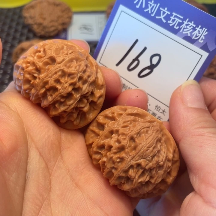 桃核把件44宫灯168。。。。。。。。