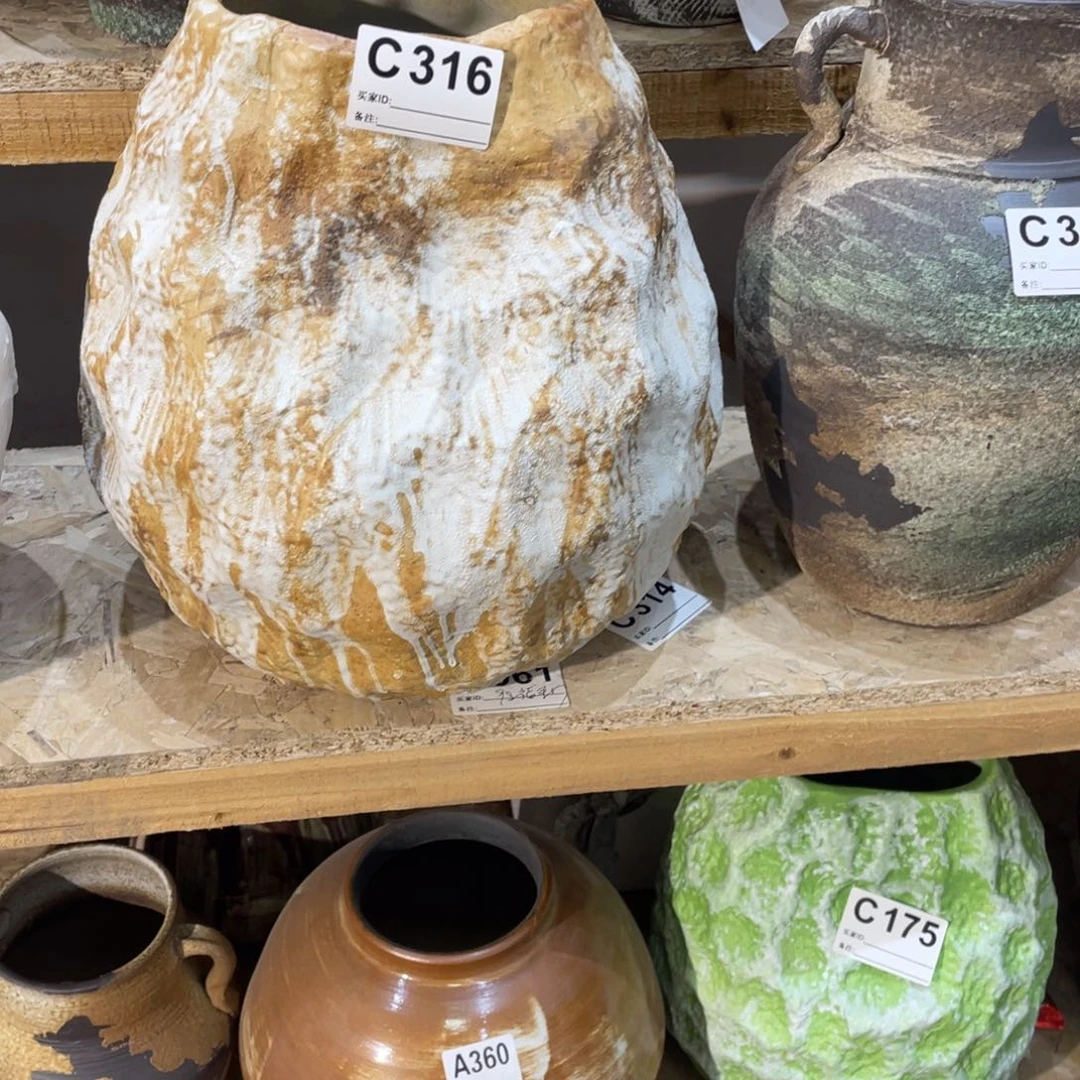 红泥花瓶景德镇陶瓷艺术研究院