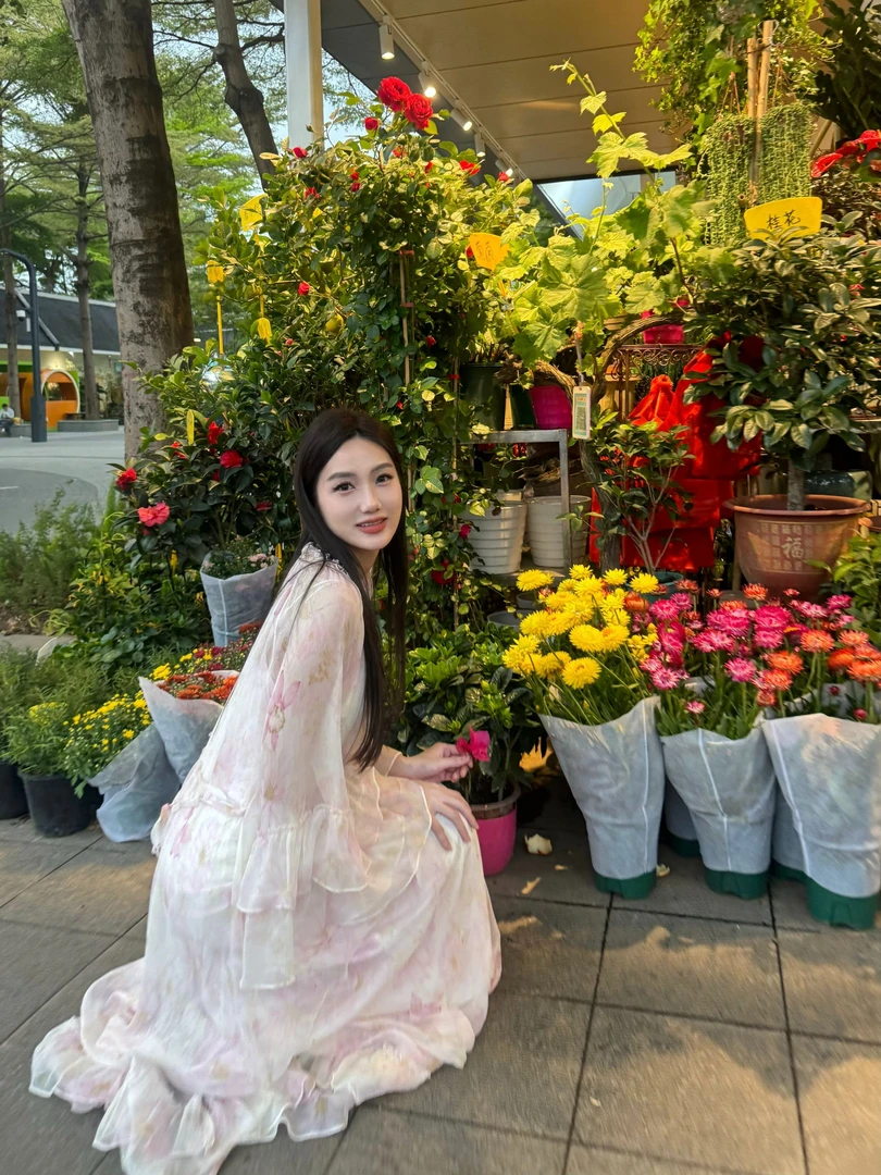 【漫花纱影】25年春夏新款 原创真丝淡粉手工捏花一裙三穿仙气两件
