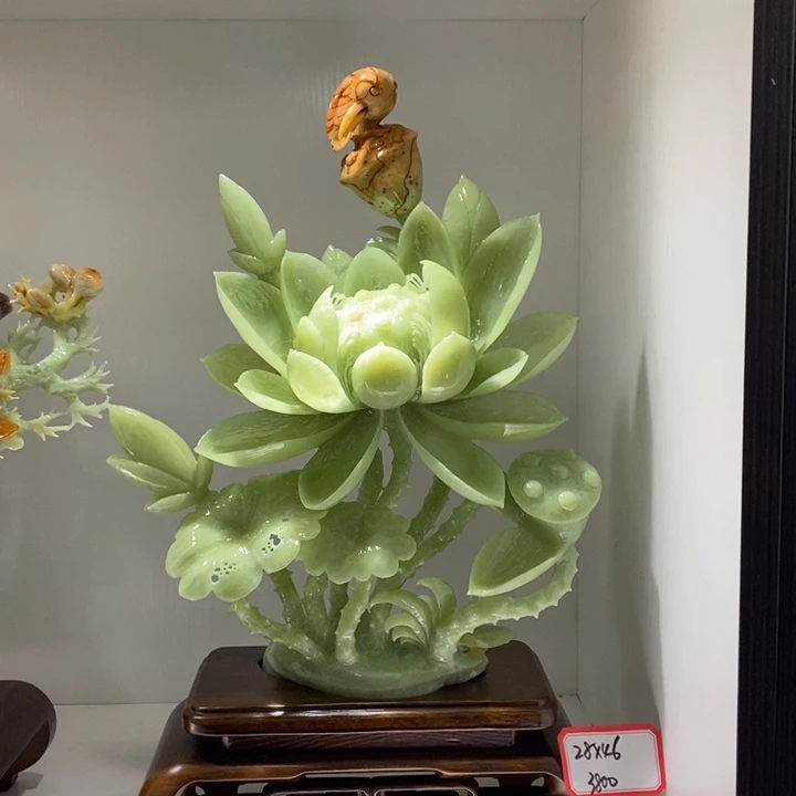 未镶嵌蛇纹石玉（覆膜）珠宝奇石