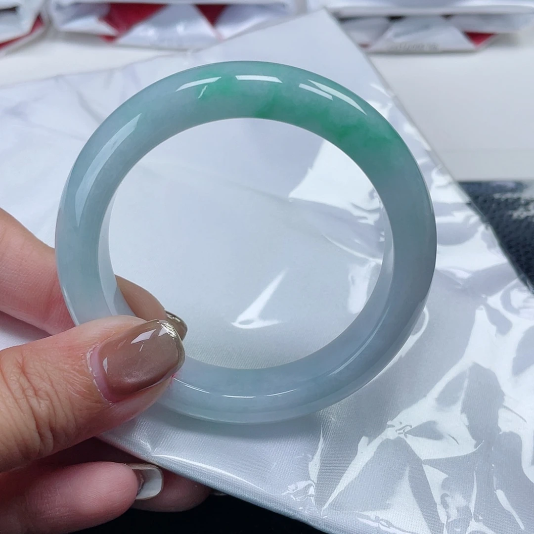 翡翠手镯未镶嵌缅甸翡翠52圈A4