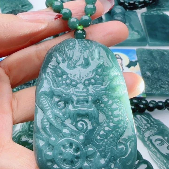 翡翠未镶嵌颈饰多样性发货天然A货翡翠