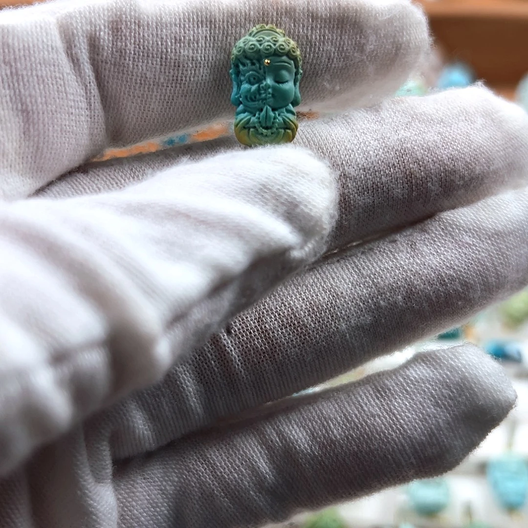 绿松石未镶嵌颈饰宝宝佛一念之间