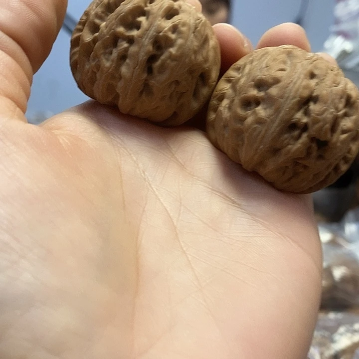 文玩核桃把件42平谷元宝尖黄