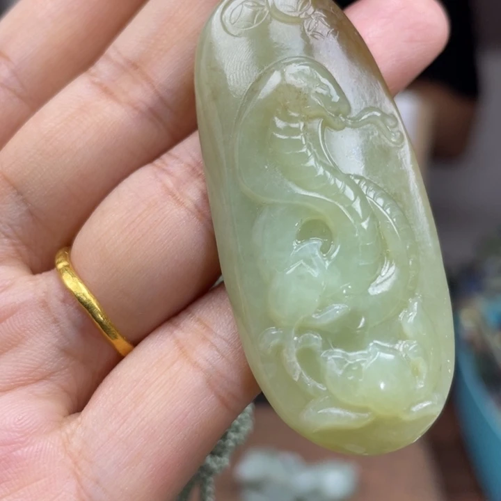颈饰未镶嵌和田玉
