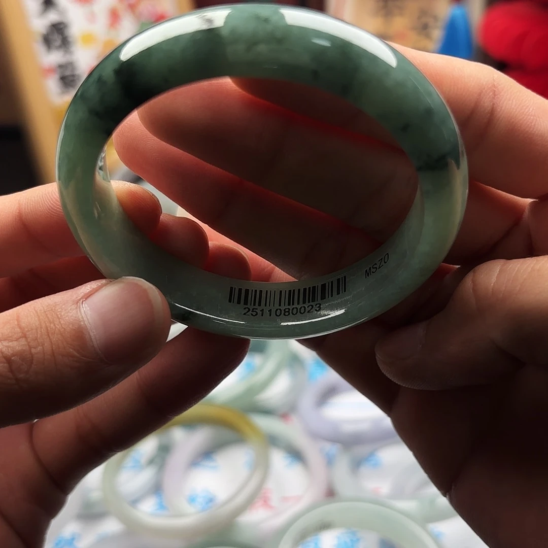 翡翠未镶嵌手镯5657拍7单 61