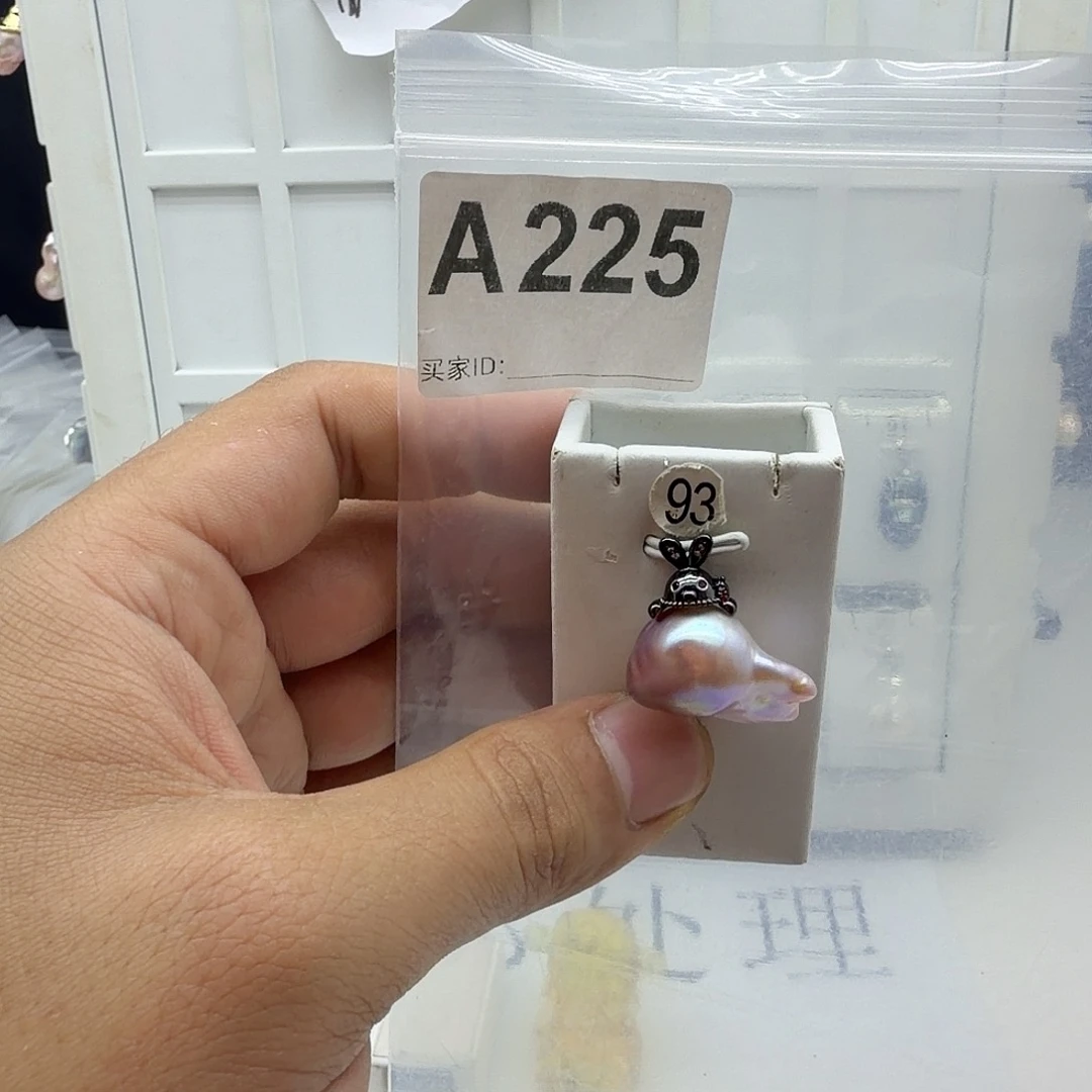 淡水珍珠合金颈饰