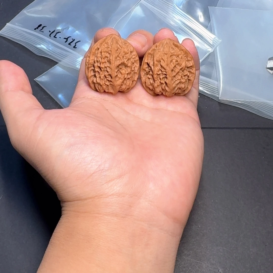 文玩核桃把件35野牛全品