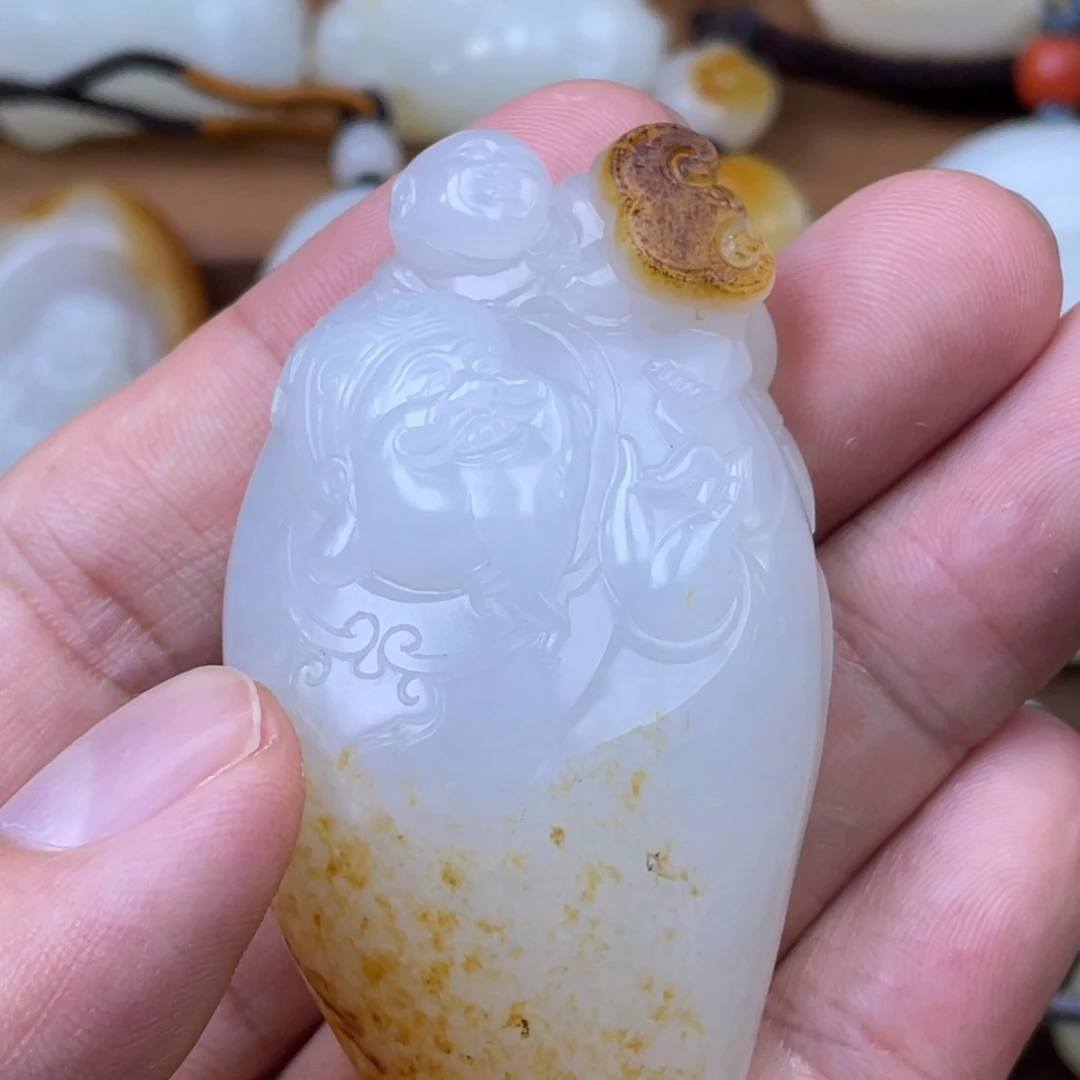 颈饰未镶嵌和田玉