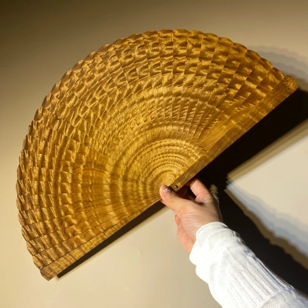 正宗金丝楠木龙胆水波纹24cm苏扇小叶桢楠实木扇子自用摆件送礼