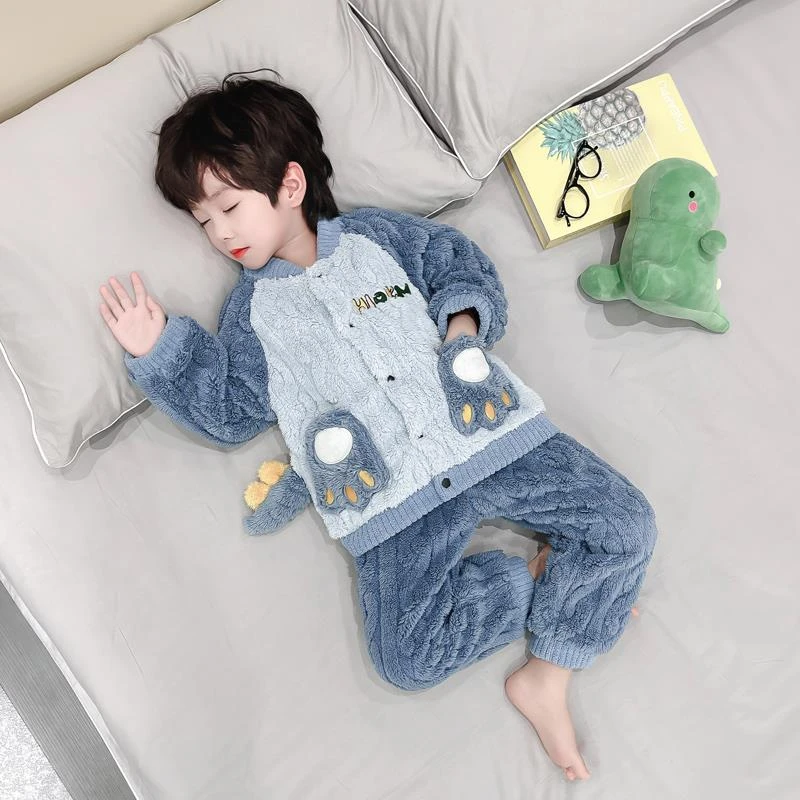 红路皇男童睡衣秋冬款2025新款儿童法兰绒家居服男宝加绒加厚