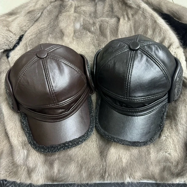 男士头层牛皮真皮加绒帽子洋气黑色秋冬百搭冬季带护耳帽时尚复古