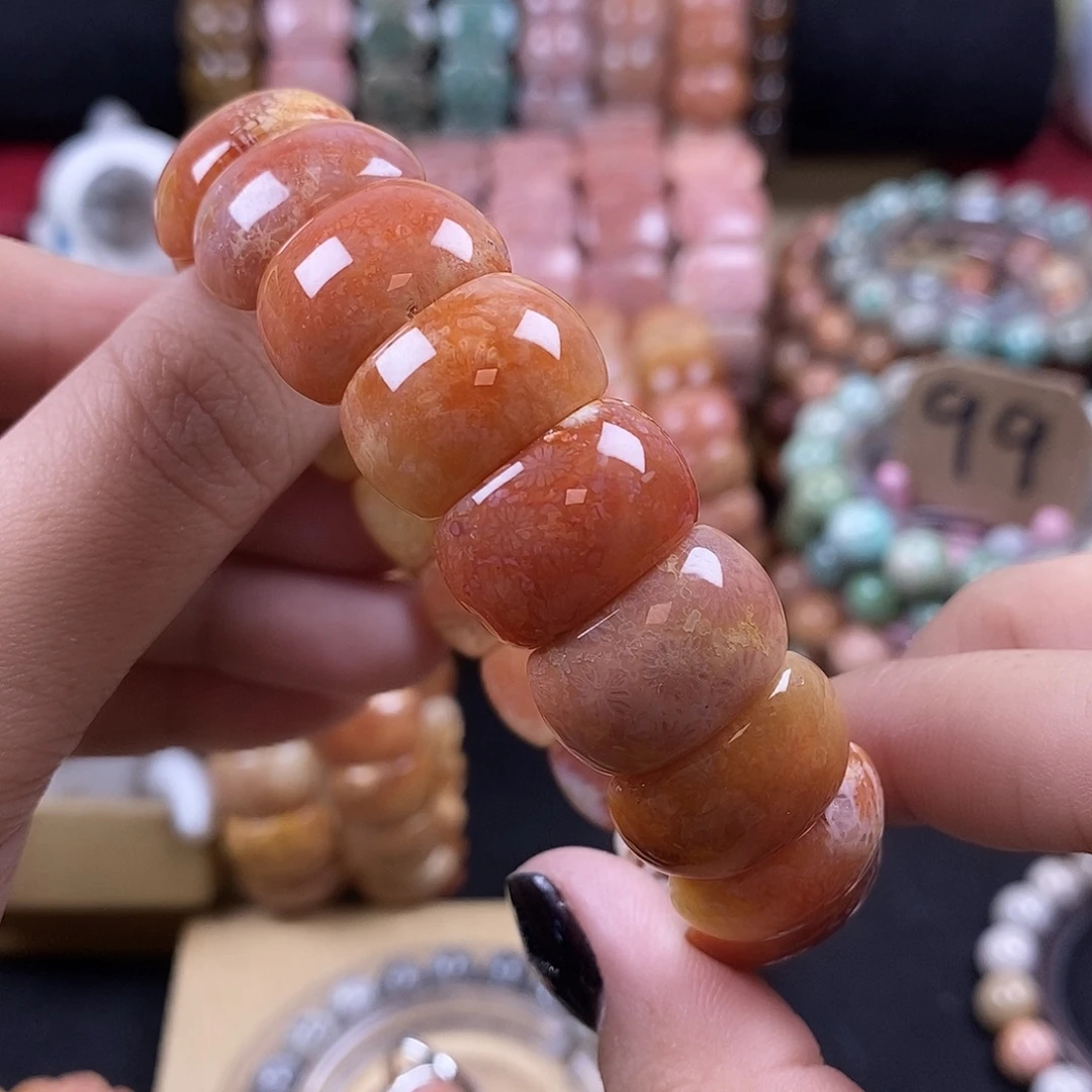 硅化珊瑚（珊瑚玉）未镶嵌手牌红冰 13