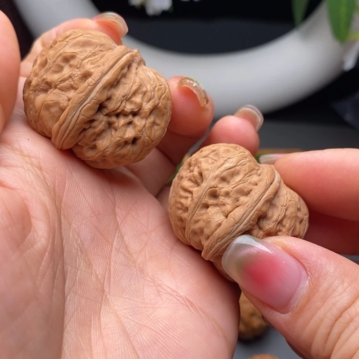 文玩核桃把件平谷元宝