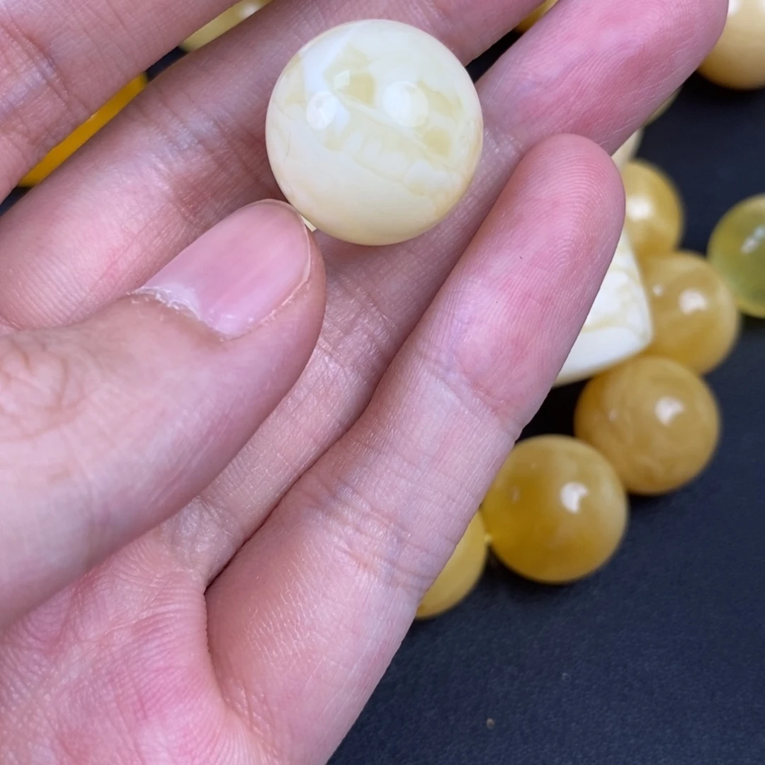 裸石琥珀未镶嵌虎皮35
