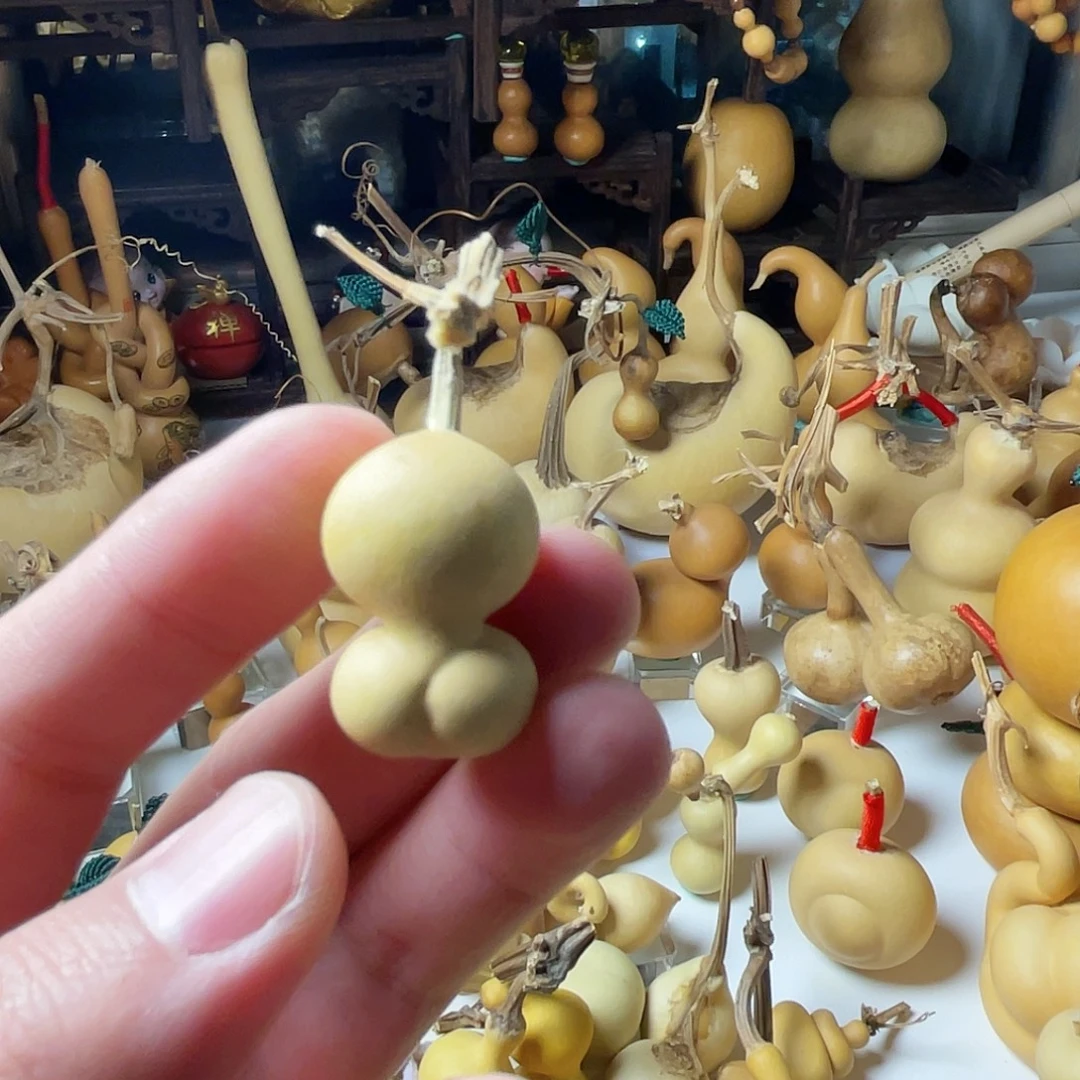 R***莓有机玻璃葫芦葫芦金蝉