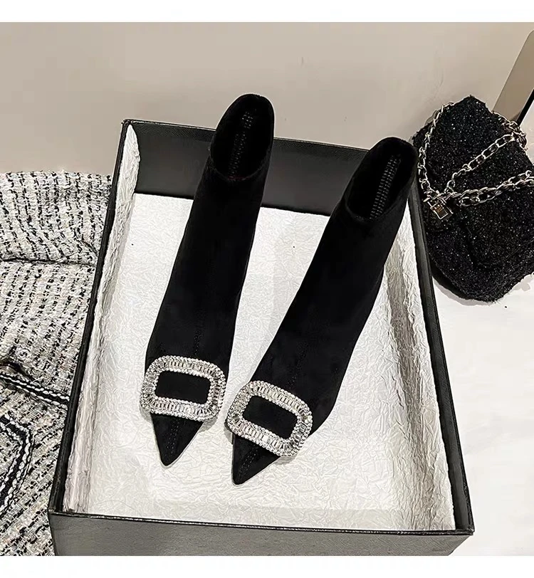 【茜茜子】5cm法式尖头高跟靴水钻方扣弹力瘦瘦靴绒面及踝袜靴