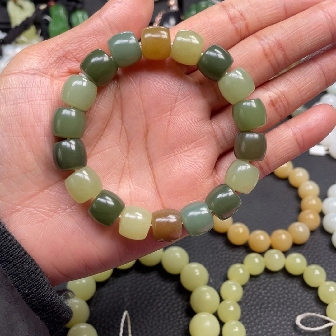 和田玉未镶嵌手链