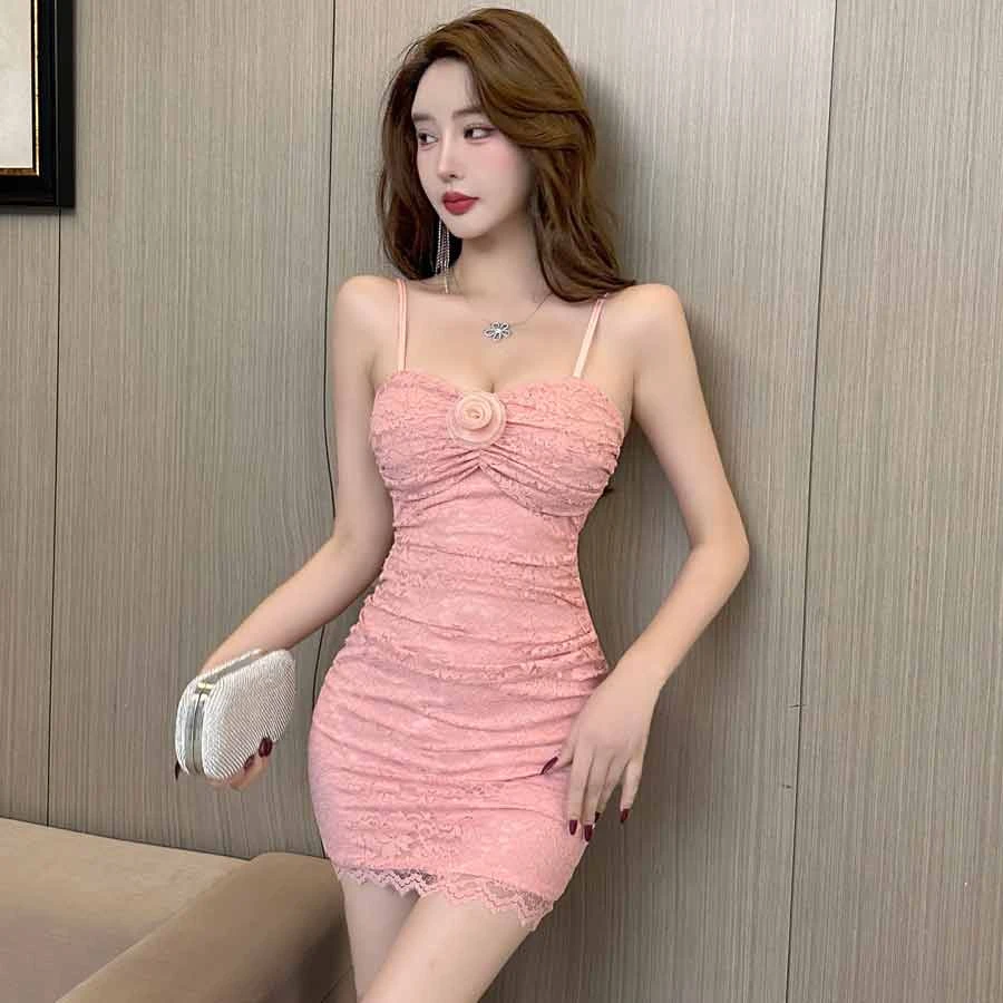 夜店女装工作服性感低胸蕾丝吊带连衣裙洋气显瘦气质收腰包臀短裙