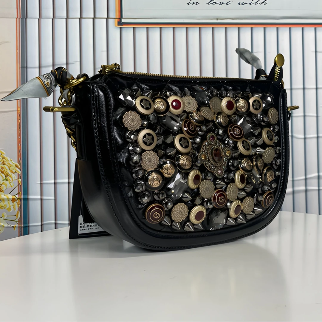 女时尚百搭女士黑色流浪单肩中号肩包包