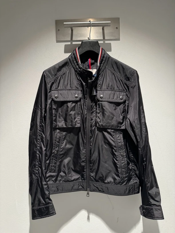 未使用 MONCLER 盟可睐 经典黑色男士夹克防风外套风衣