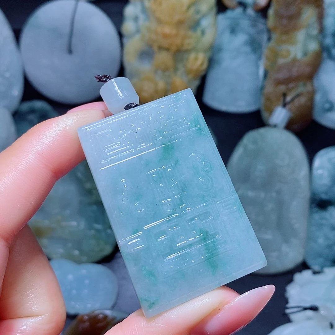 定制翡翠未镶嵌翡翠