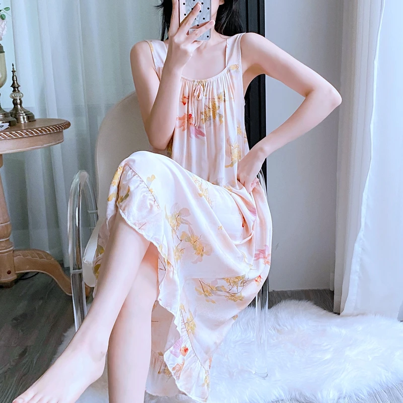 吊带棉绸睡裙女睡衣夏季人造棉绵绸宽松薄款舒适凉感居家服可外穿
