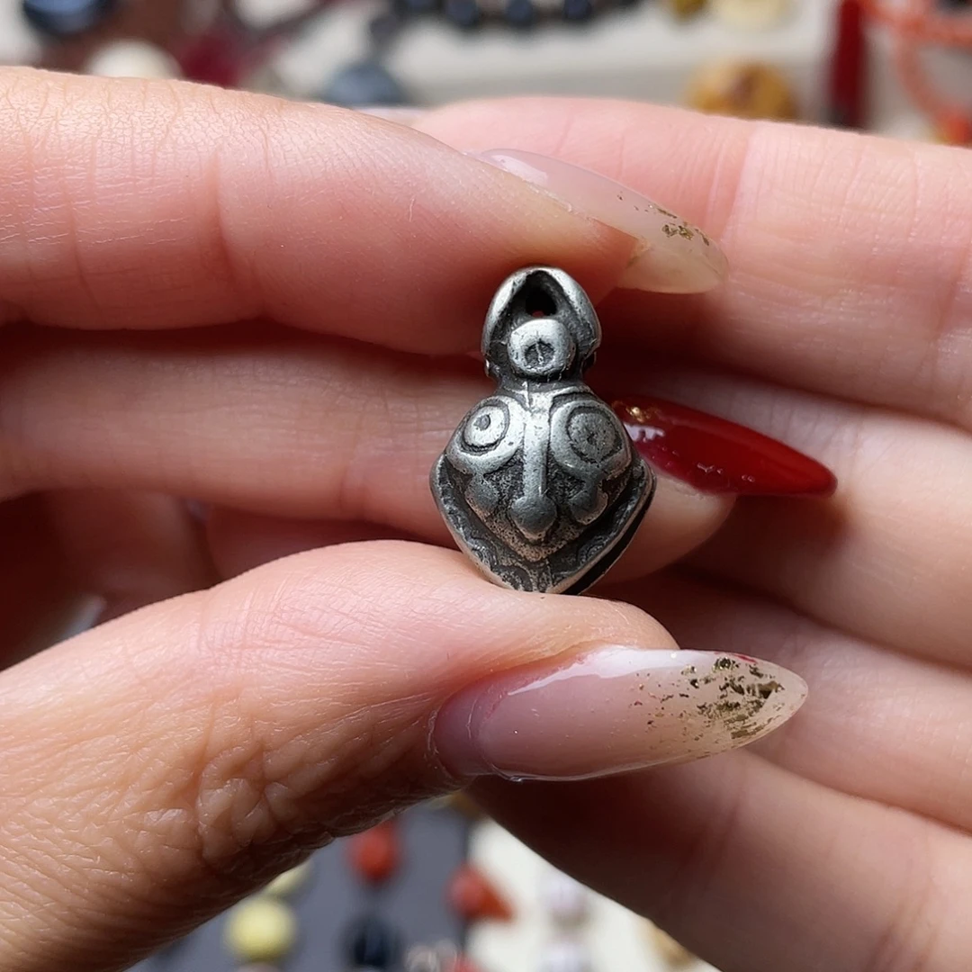 大叶紫檀（黑酸枝木类）