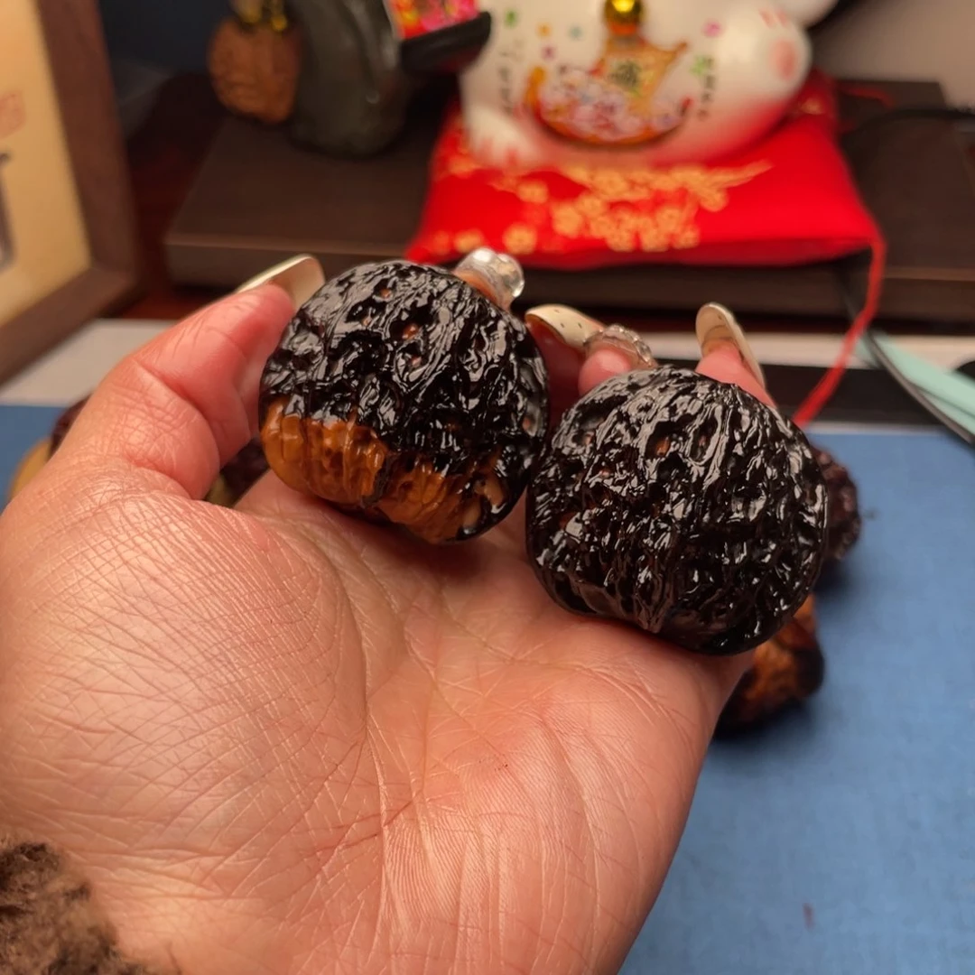 吊坠文玩核桃焦糖磨盘