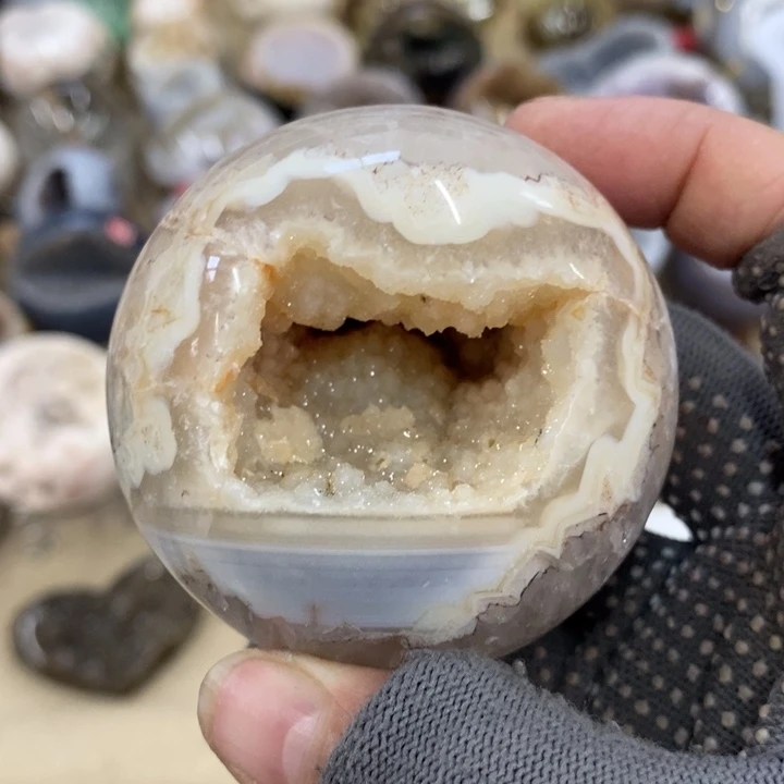 紫晶未镶嵌珠宝半成品