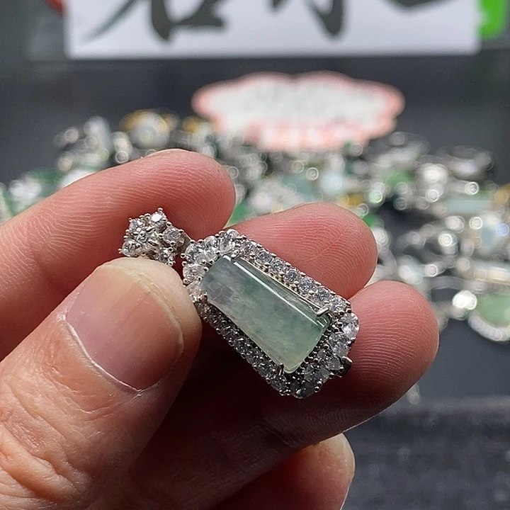 翡翠银S925镶嵌颈饰