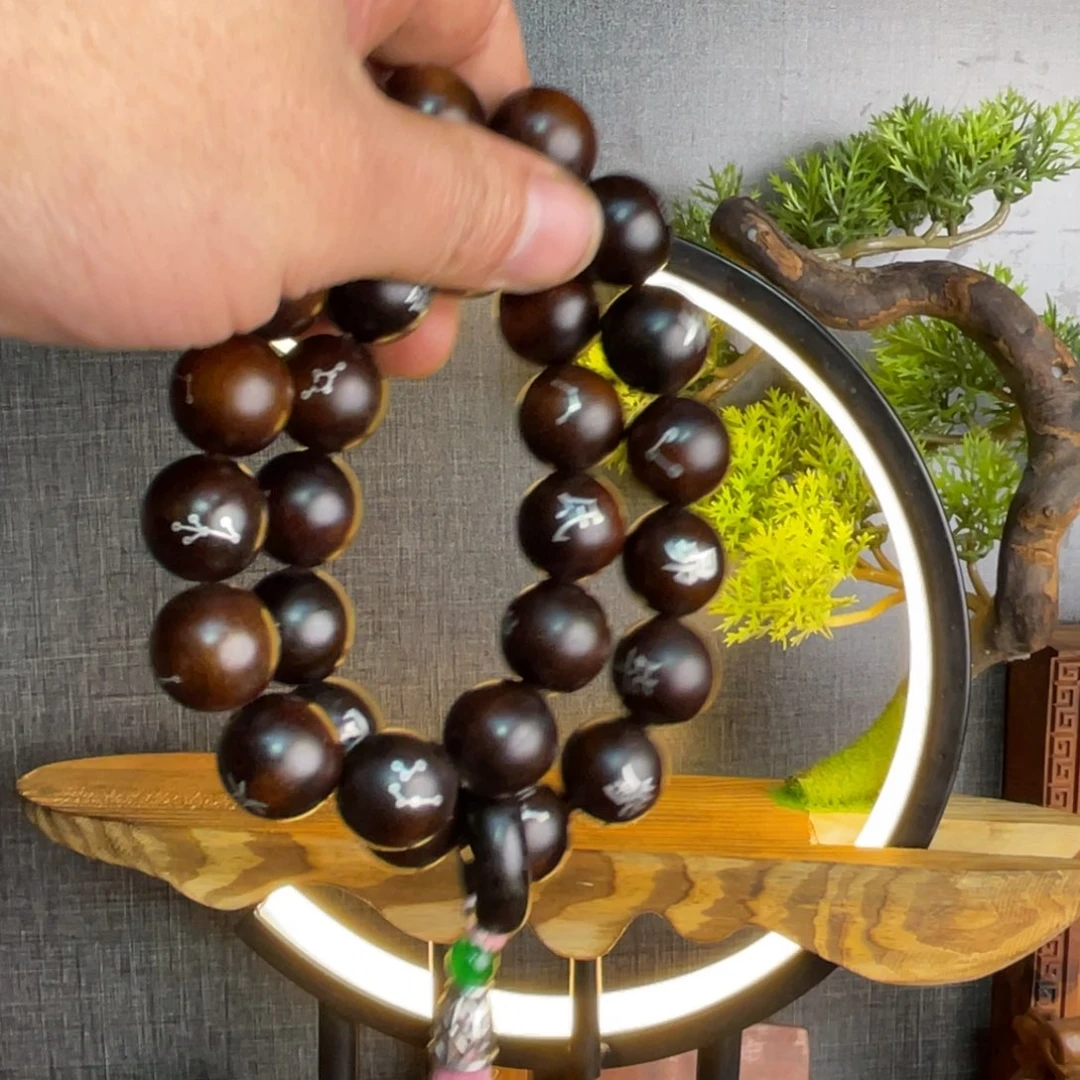 J***e枣木雷击枣木雕刻珠子