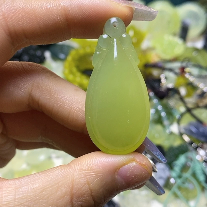 【闪购商品】蛇纹石玉颈饰未镶嵌
